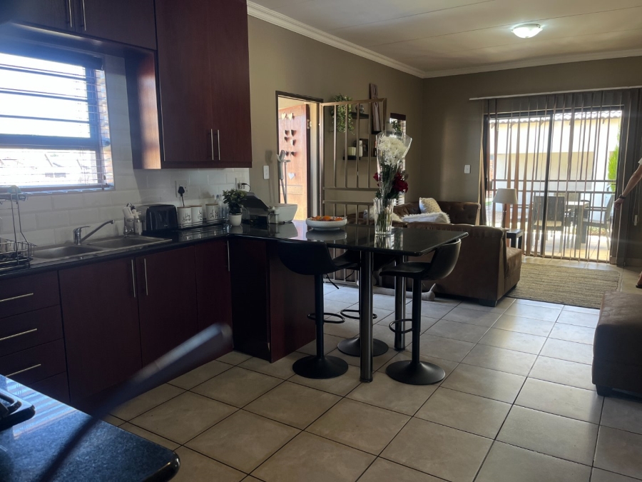 2 Bedroom Property for Sale in Waterberry Estate North West